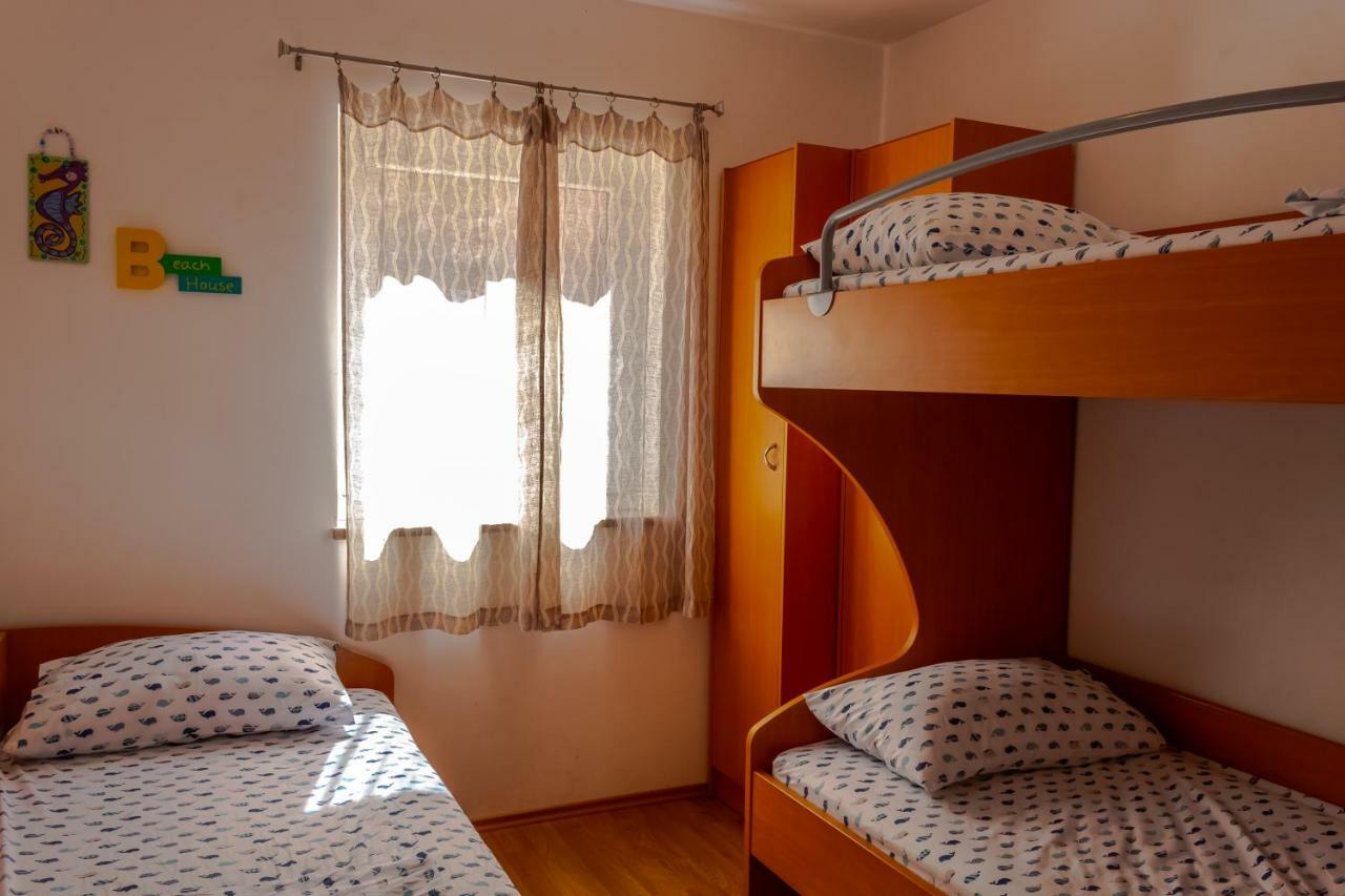 Appartamento Abby Kornić Esterno foto